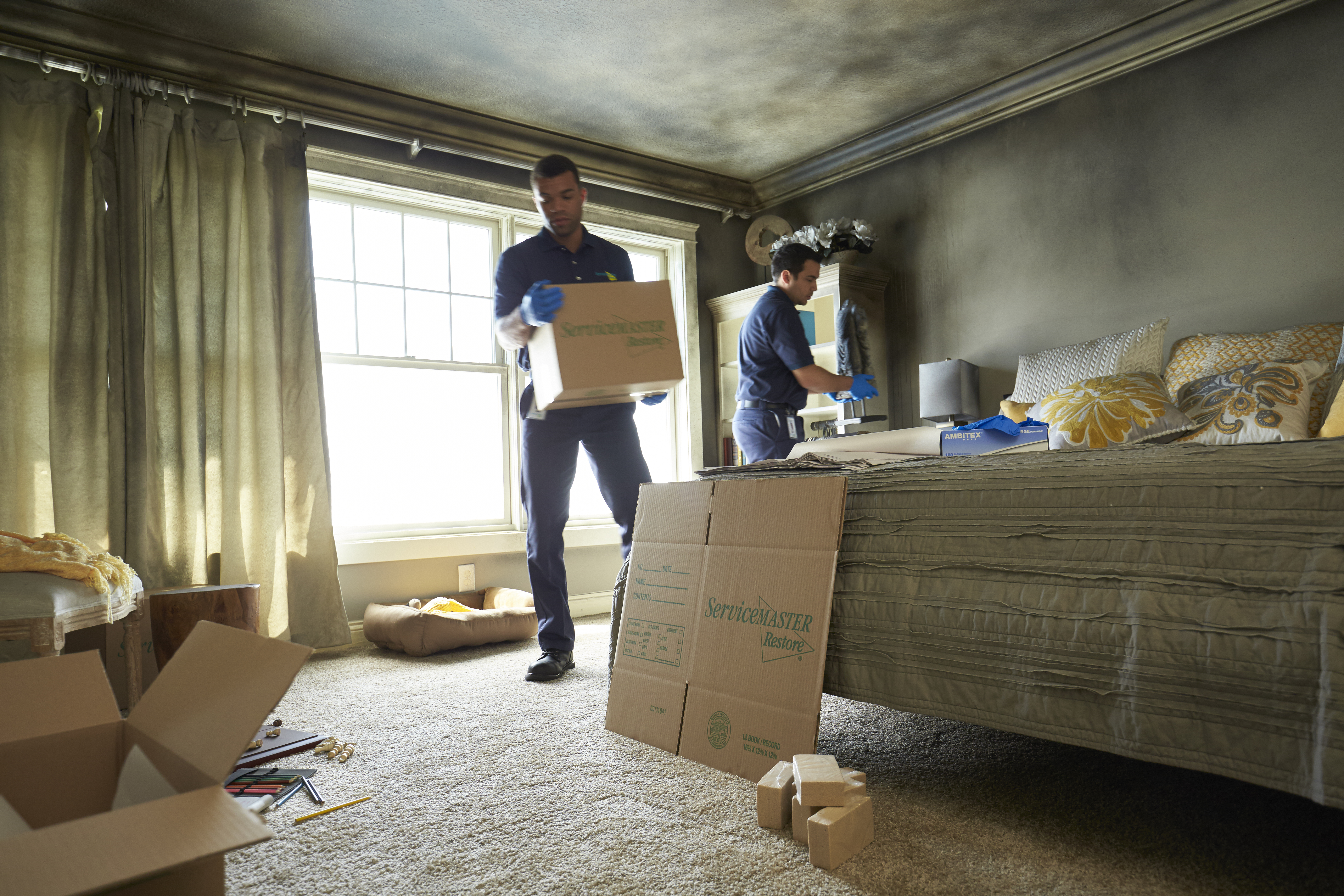 NETTOYAGE PROFESSIONNEL SUITE AUX DOMMAGES CAUSES PAR LE FEU ET L'EAU